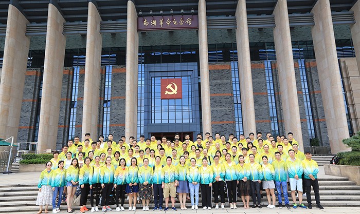 1734599342984623jOvN.jpg 8D2VABHaTjSCRgWrY_orig.jpg